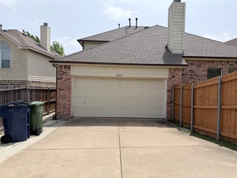 1209 Crabtree Street Garland TX 75040