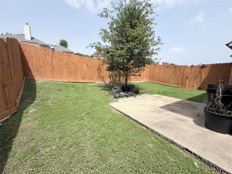1209 Crabtree Street Garland TX 75040