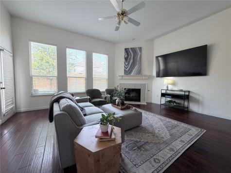 1209 Crabtree Street Garland TX 75040