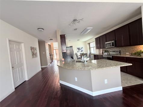 1209 Crabtree Street Garland TX 75040