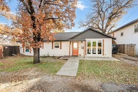 4404 Newman Drive Haltom City TX 76117