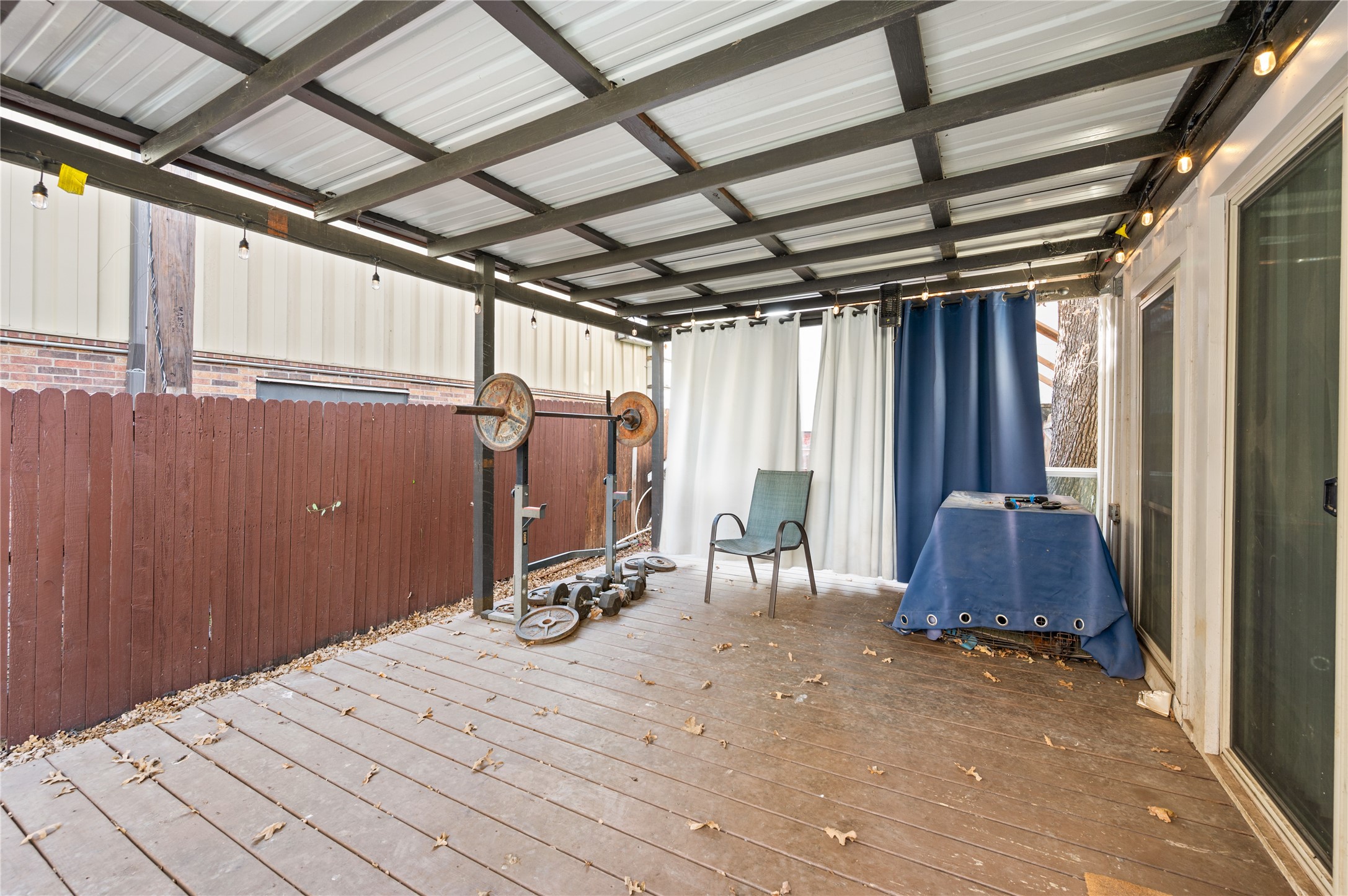 4404 Newman Drive Haltom City TX 76117