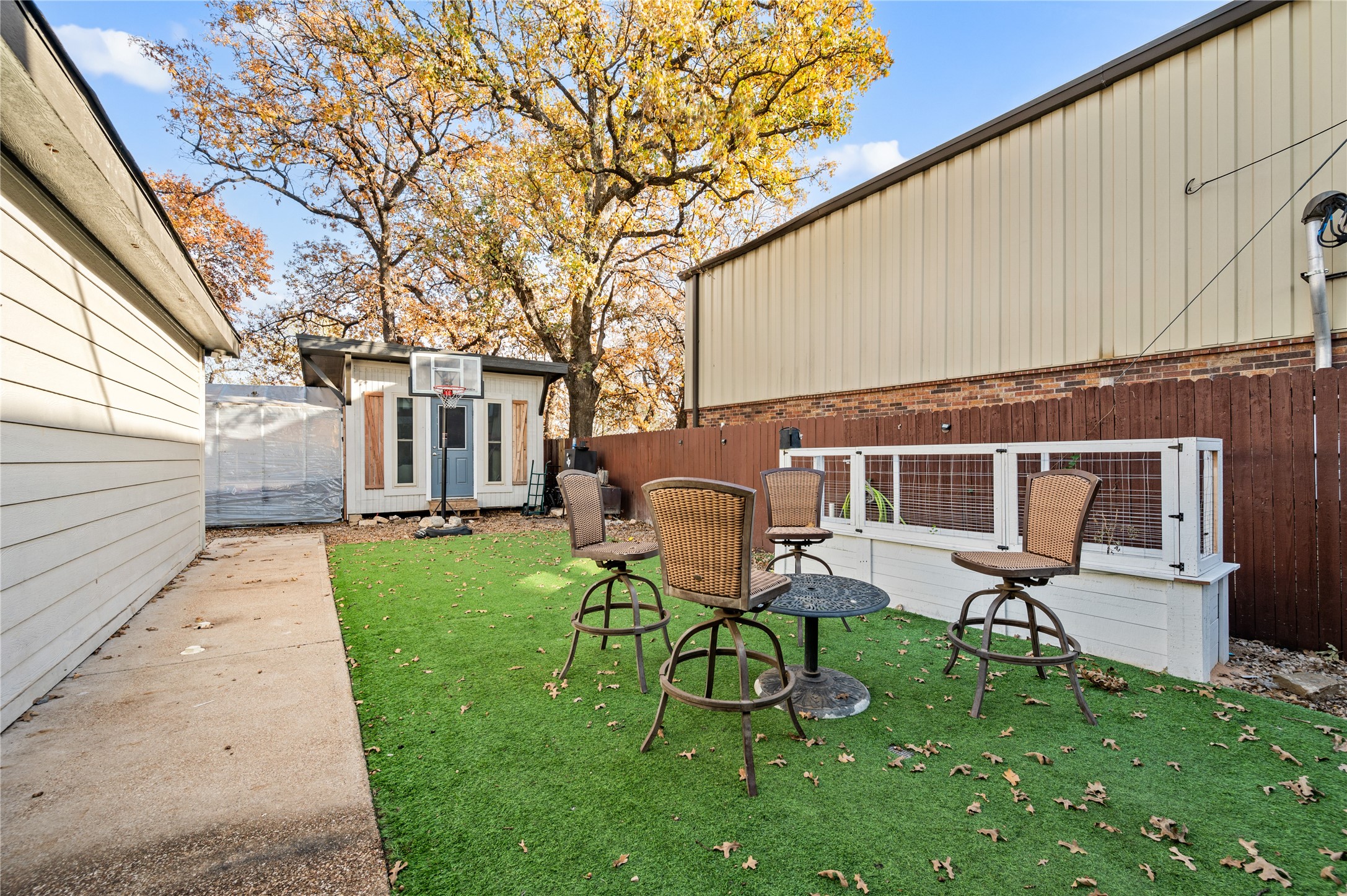 4404 Newman Drive Haltom City TX 76117