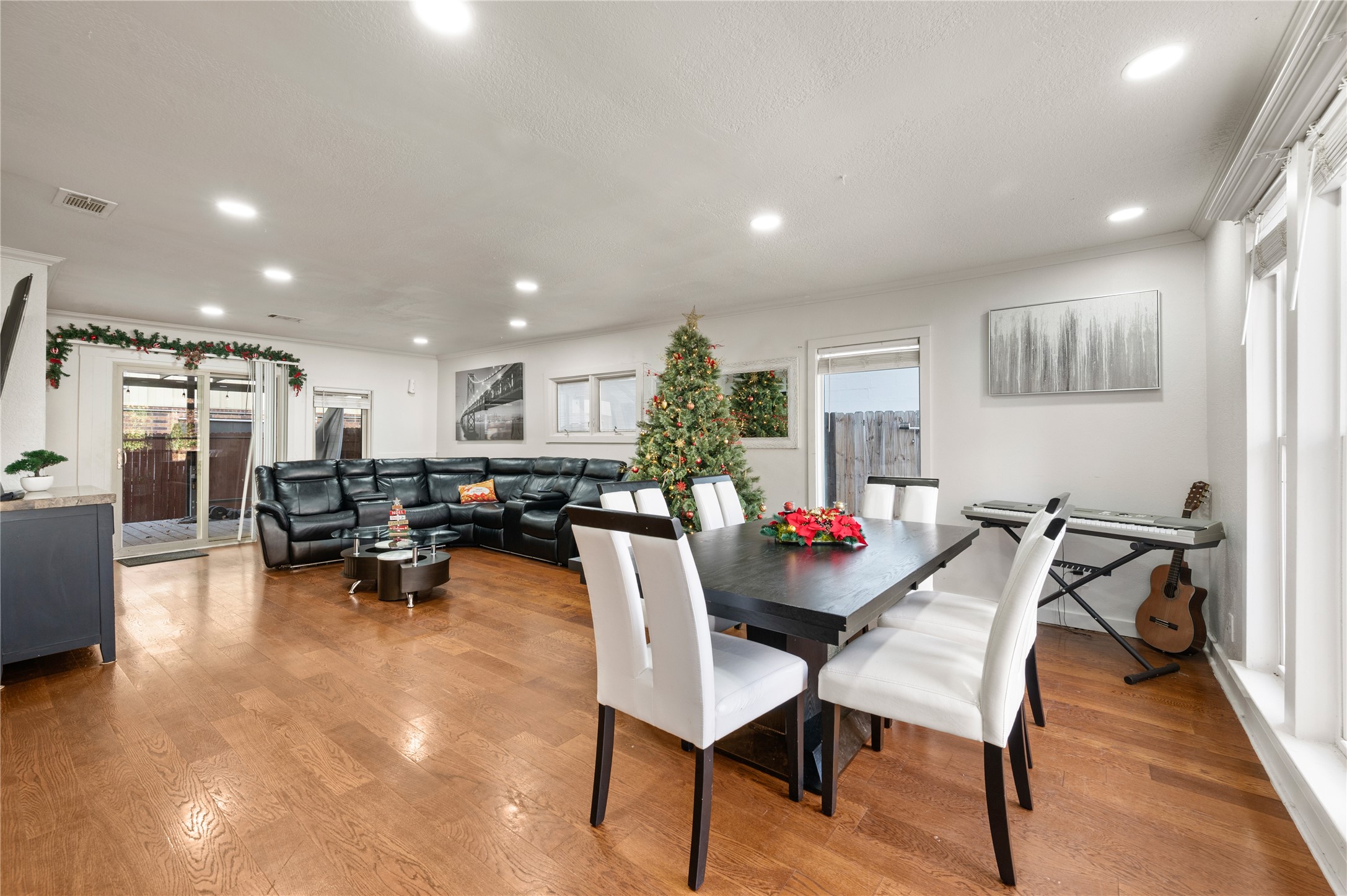 4404 Newman Drive Haltom City TX 76117