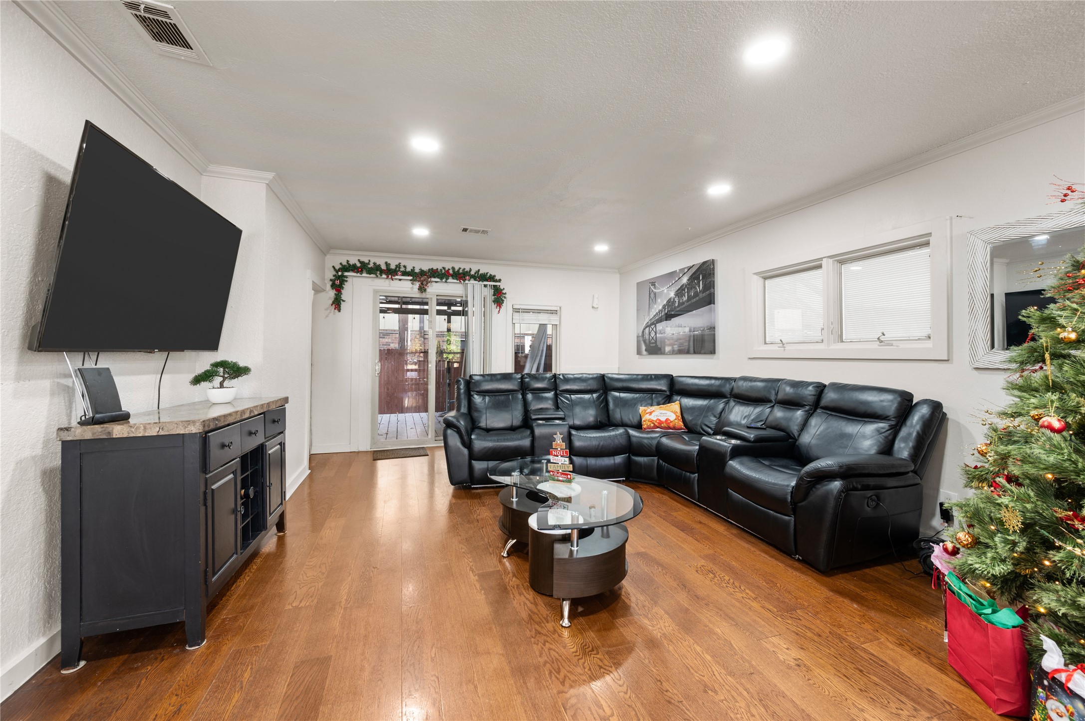 4404 Newman Drive Haltom City TX 76117