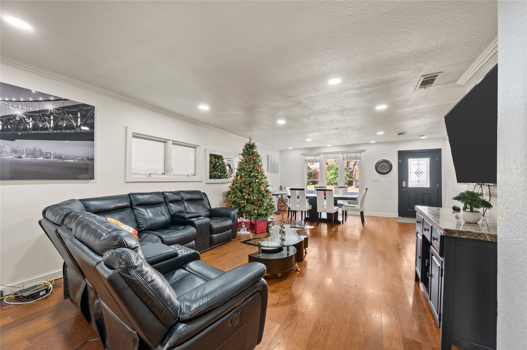 4404 Newman Drive Haltom City TX 76117