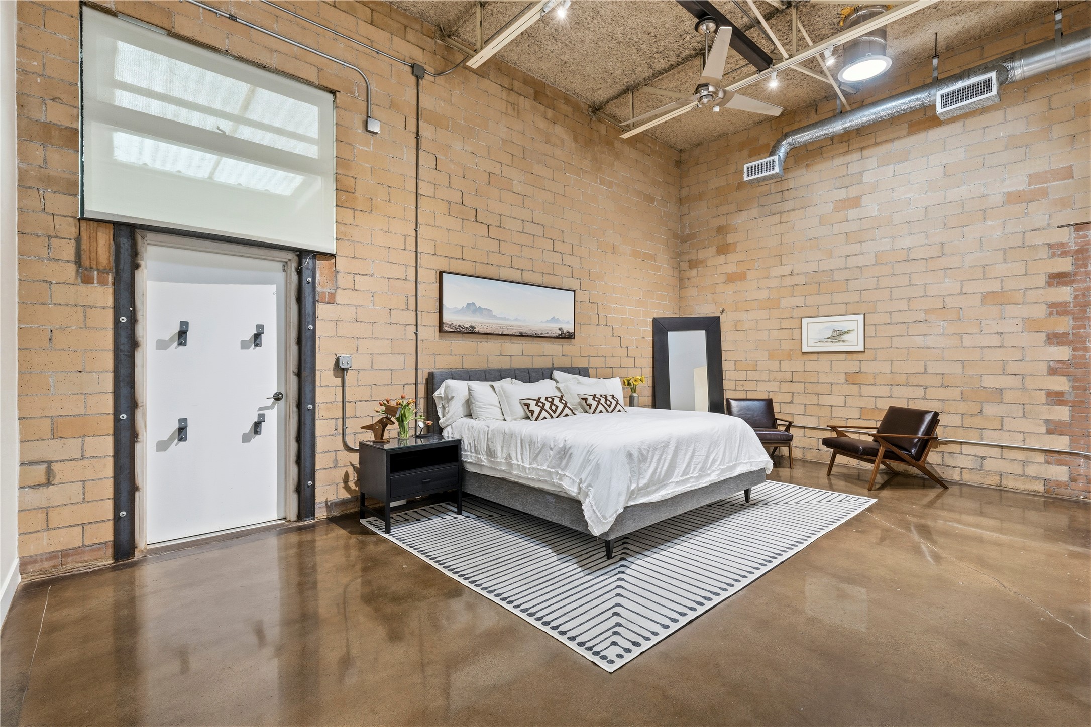 335 S Hall Street Dallas TX 75226