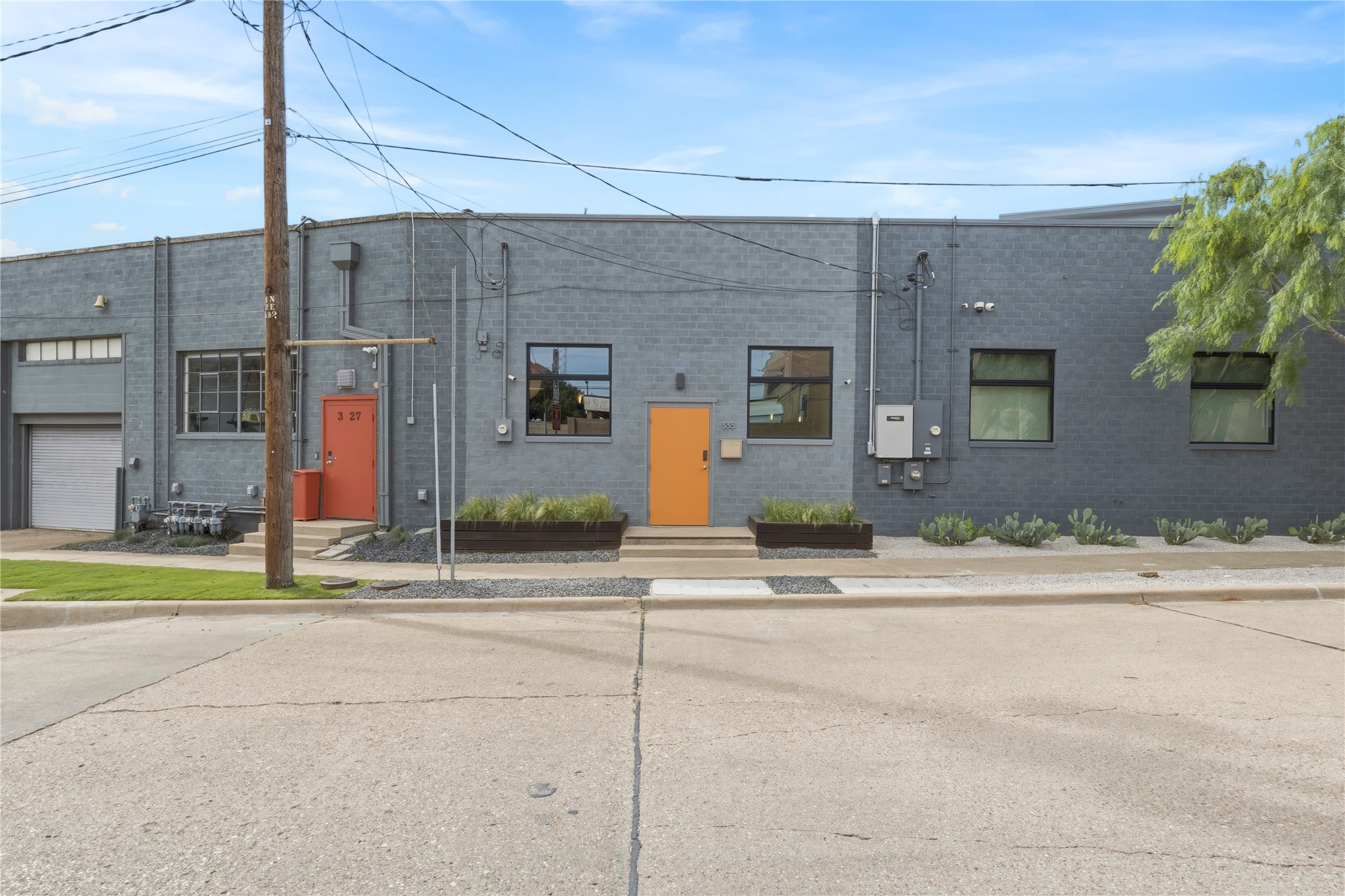 335 S Hall Street Dallas TX 75226