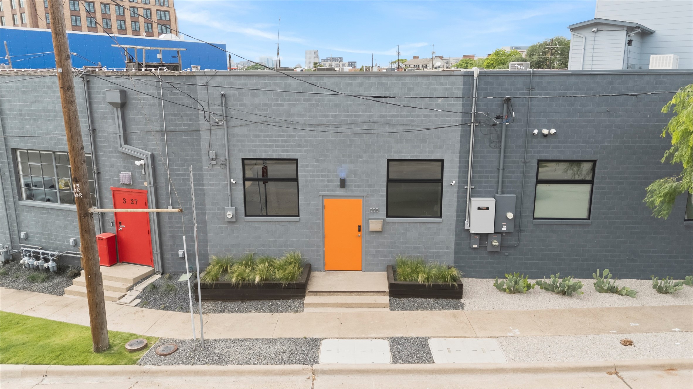335 S Hall Street Dallas TX 75226