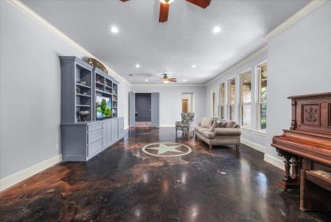 10021 Yeoman Lane Fort Worth TX 76179