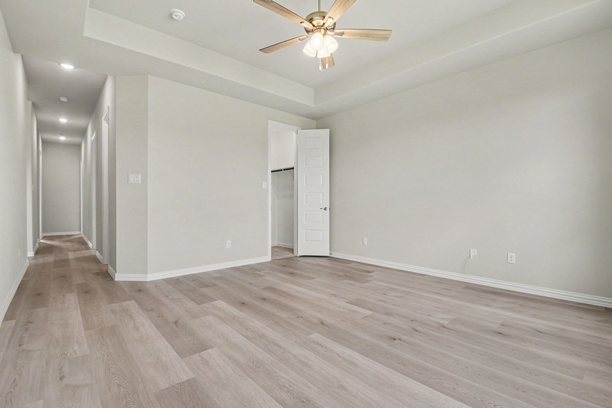 1909 Barrix Lane Desoto TX 75115