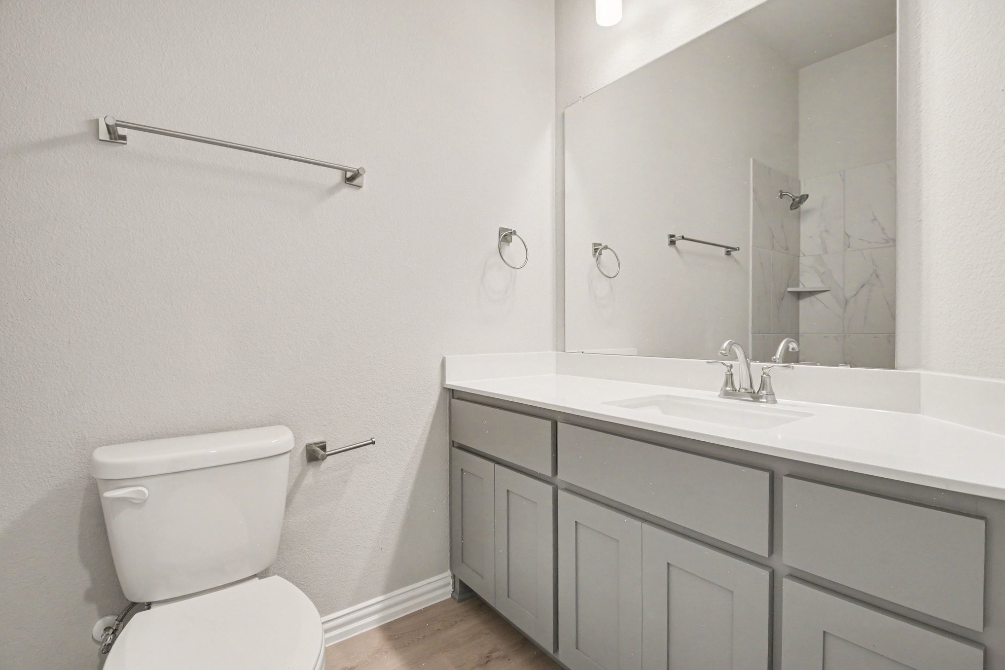 1909 Barrix Lane Desoto TX 75115