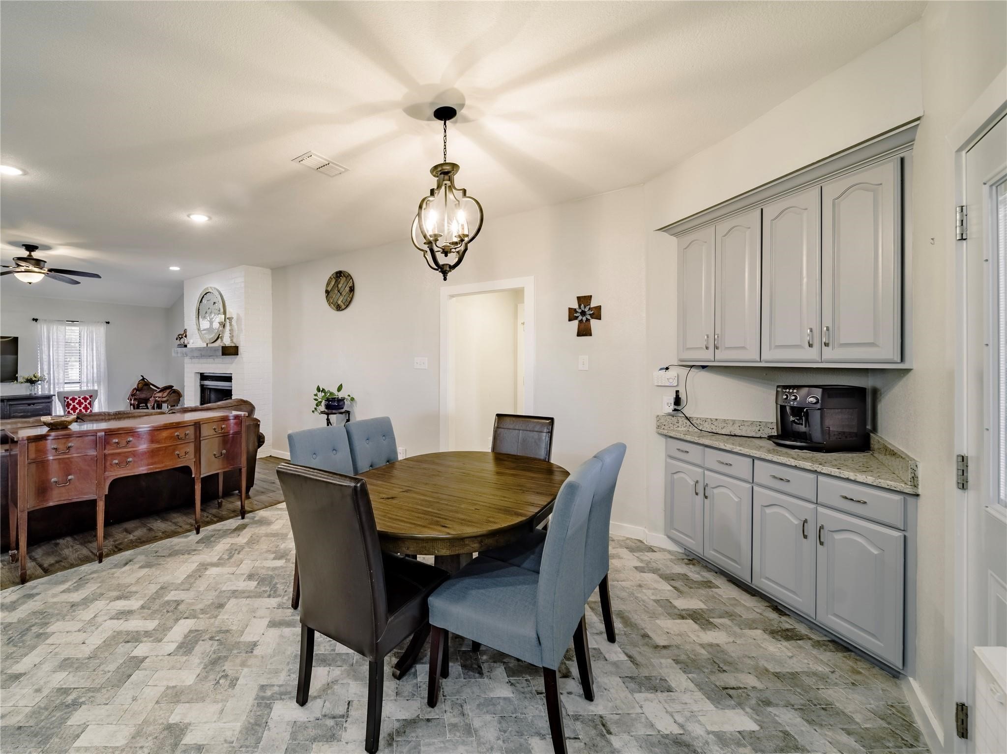 2107 Countryside Drive Denton TX 76208