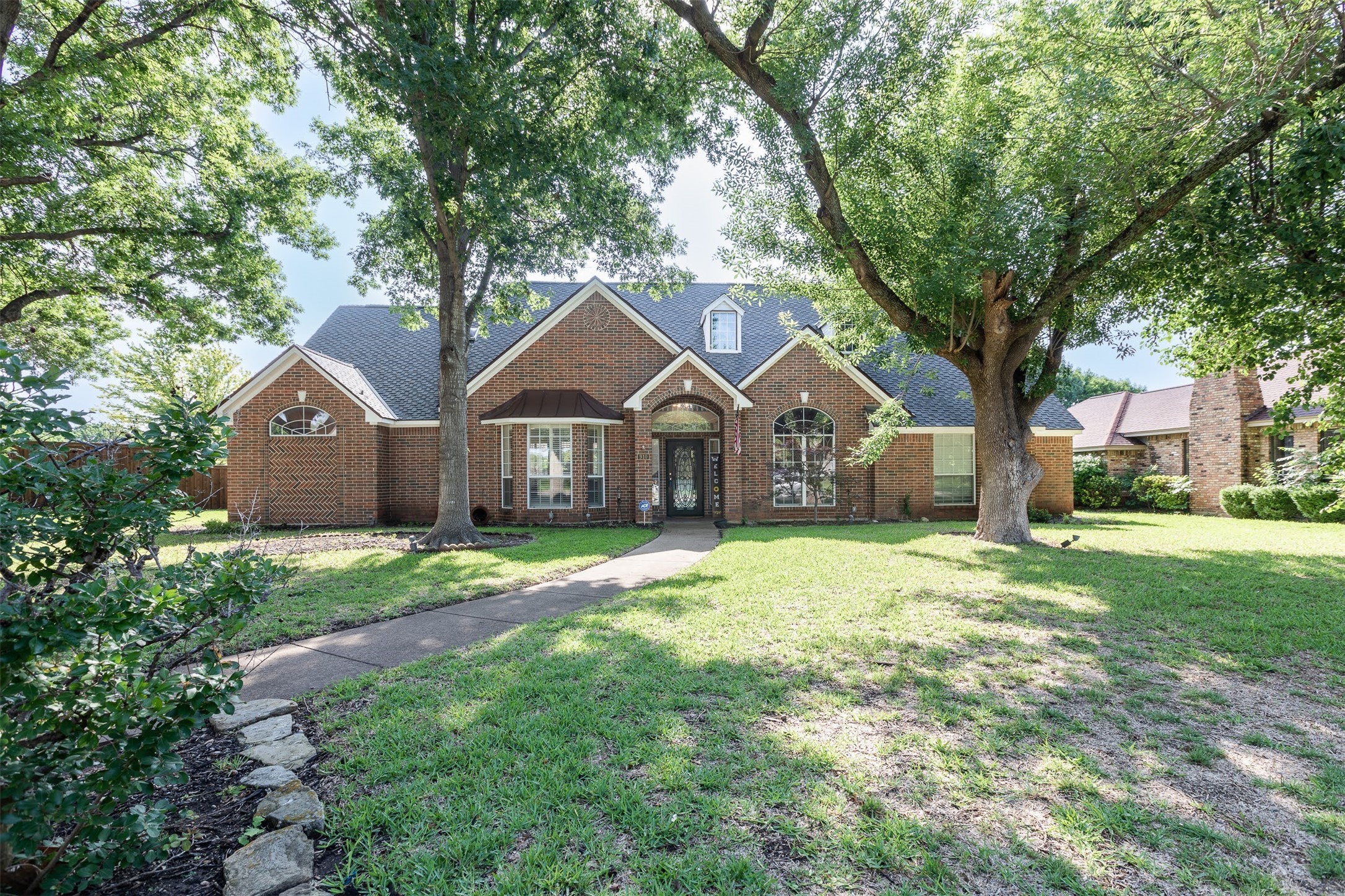 910 Kings Court Duncanville TX 75137