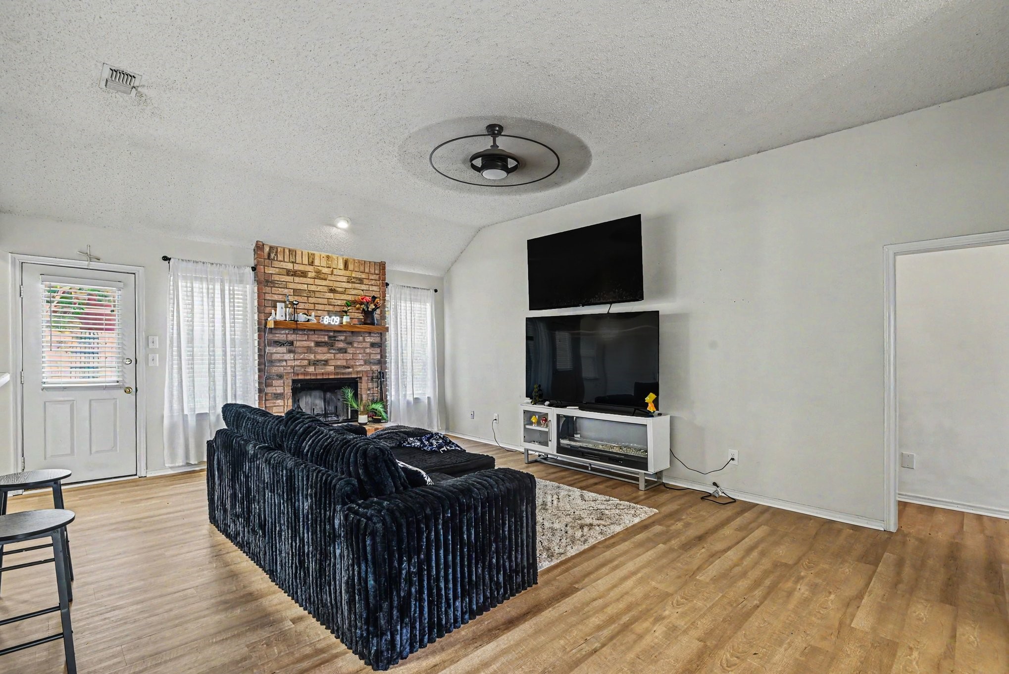 6700 Greenleaf Drive North Richland Hills TX 76182