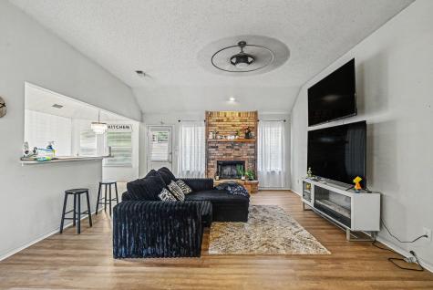 6700 Greenleaf Drive North Richland Hills TX 76182