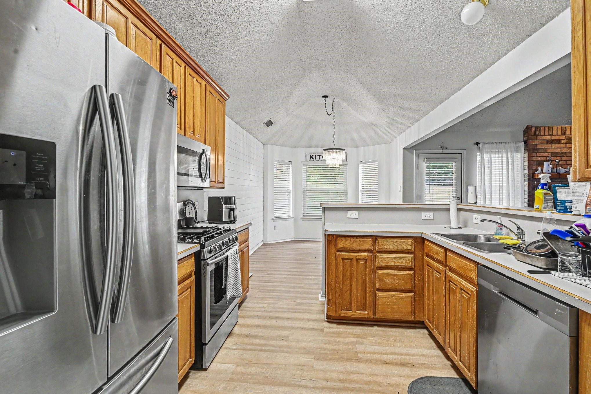 6700 Greenleaf Drive North Richland Hills TX 76182
