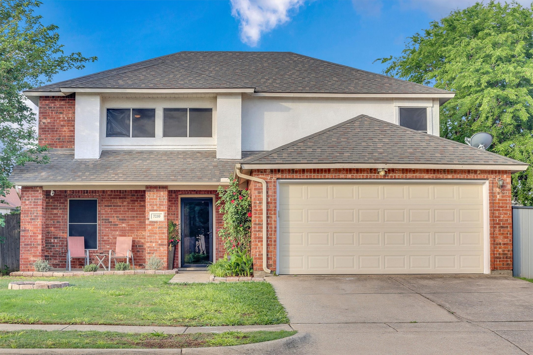 7210 Port Phillip Drive Arlington TX 76002