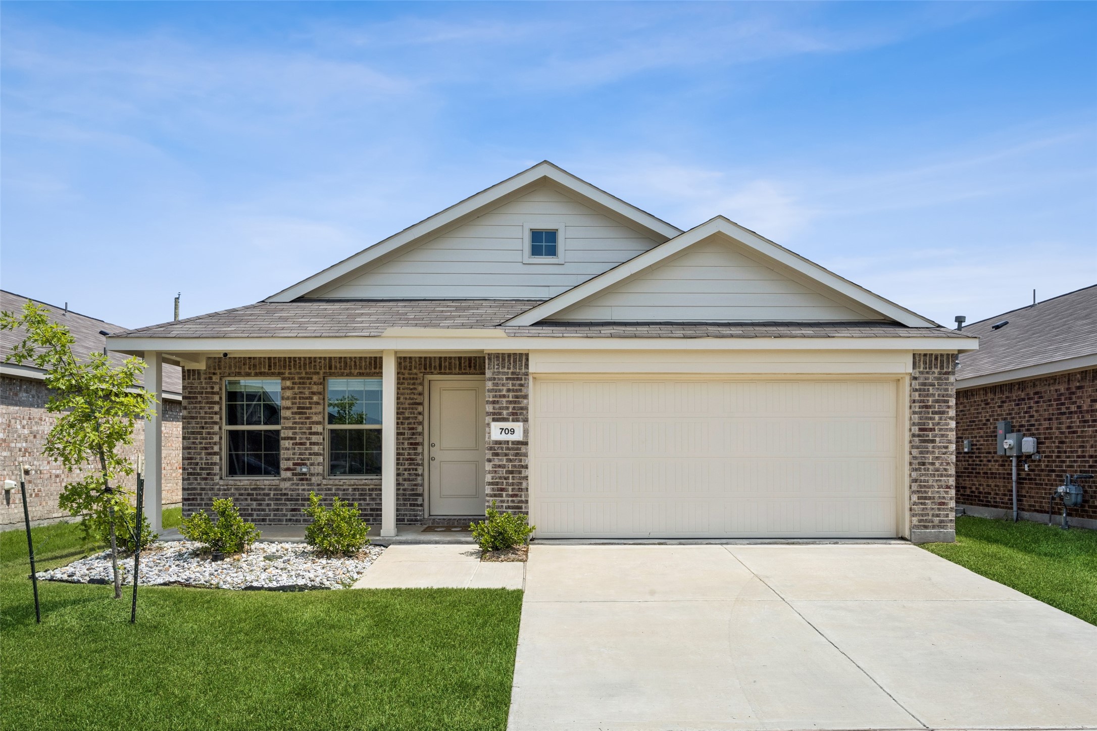 709 Vicksburg Drive Ennis TX 75119