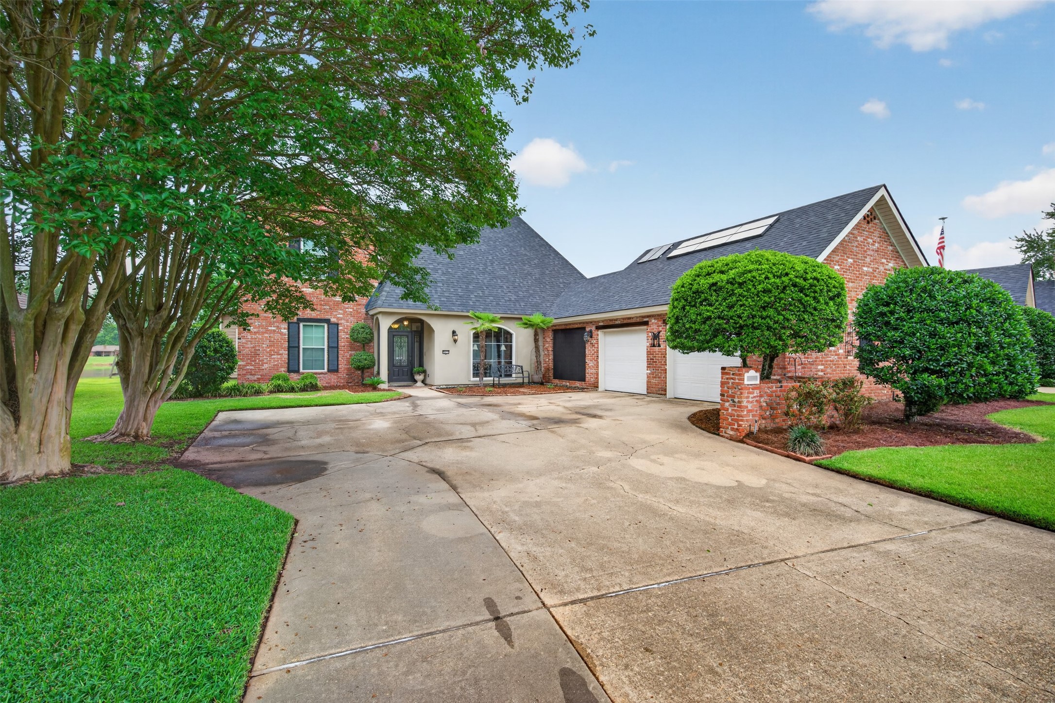 5517 Lake Side Drive Bossier City LA 71111
