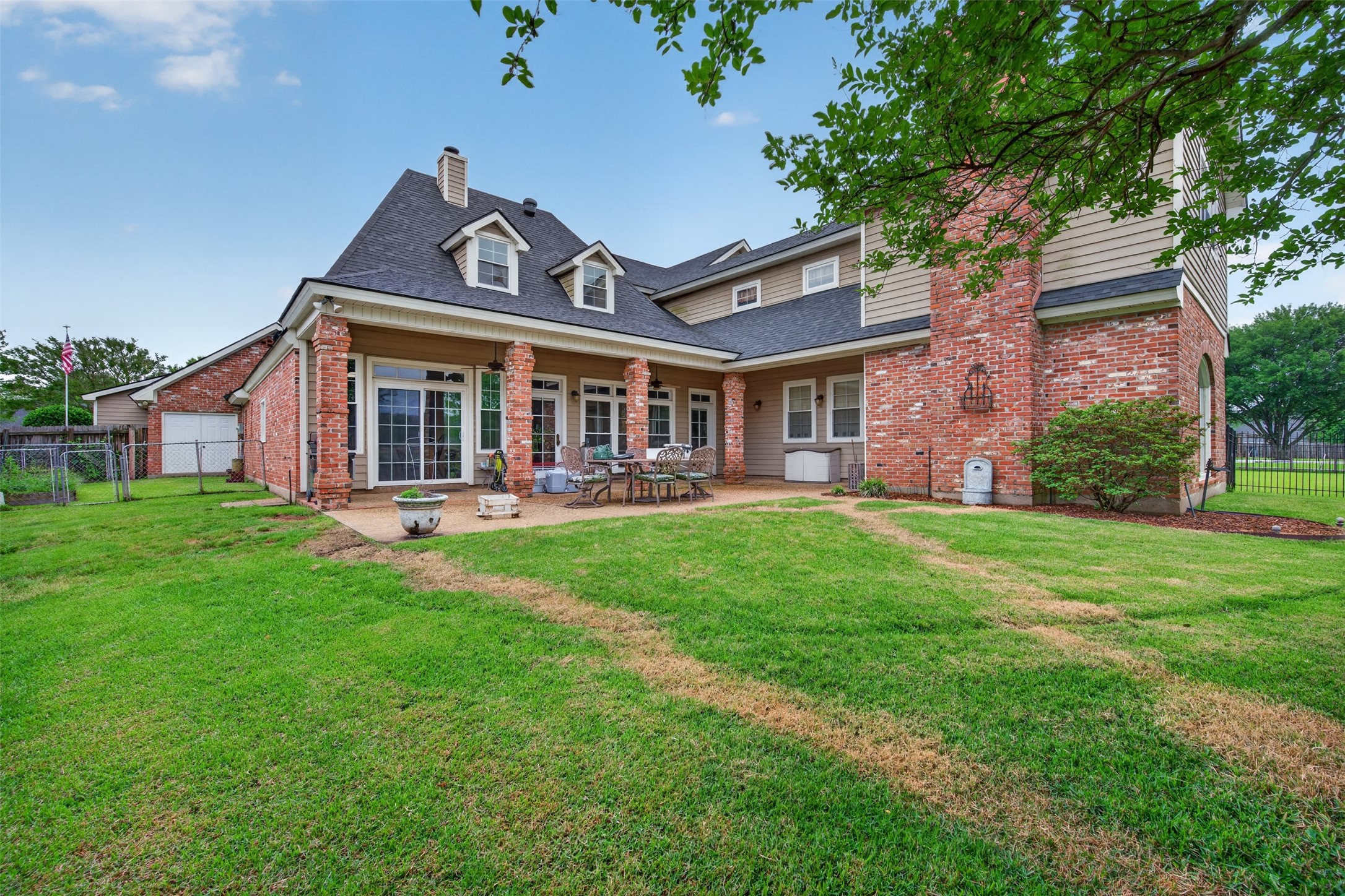 5517 Lake Side Drive Bossier City LA 71111