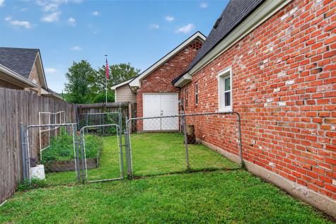 5517 Lake Side Drive Bossier City LA 71111