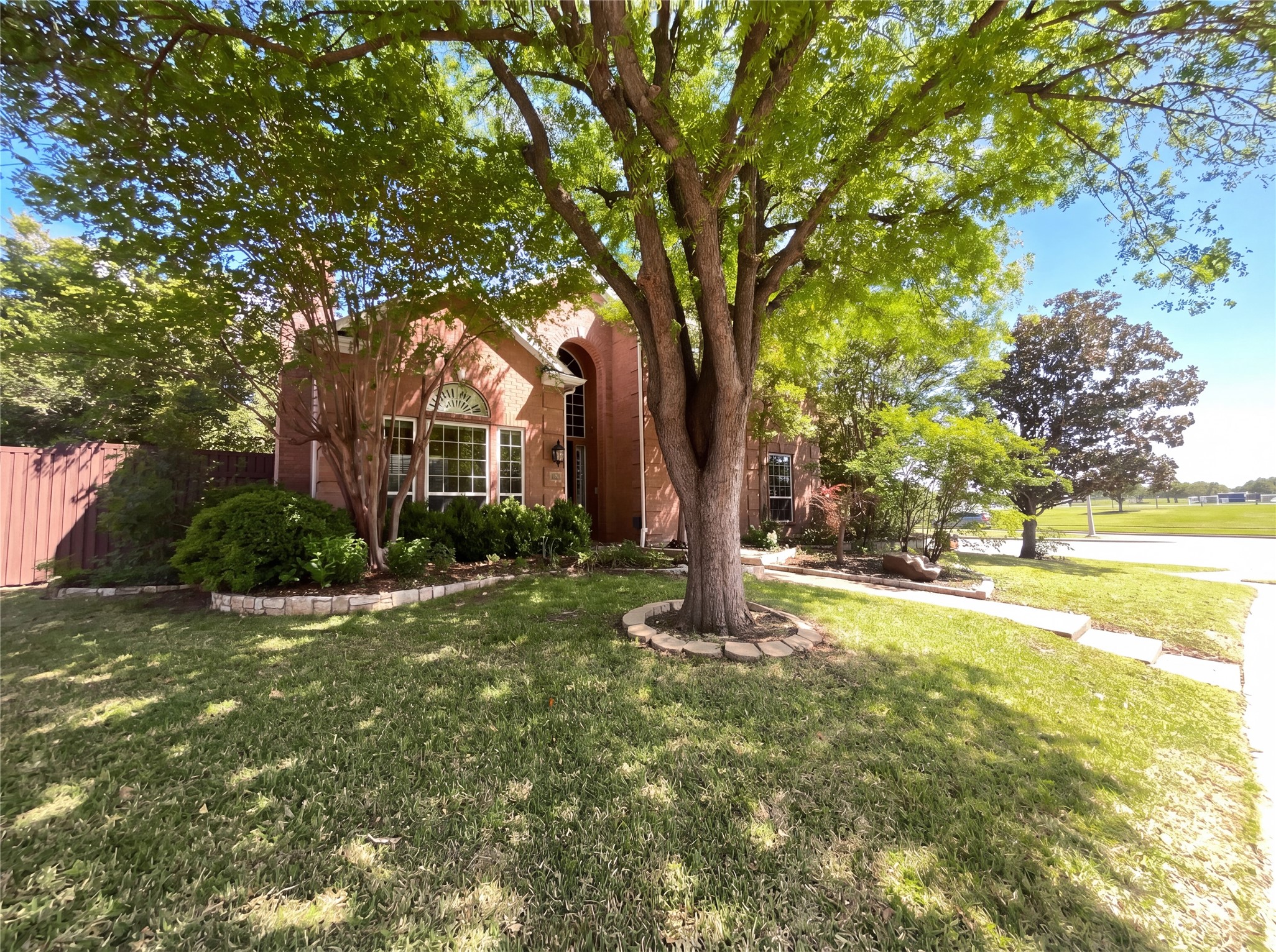 2400 Creekview Drive Plano TX 75093