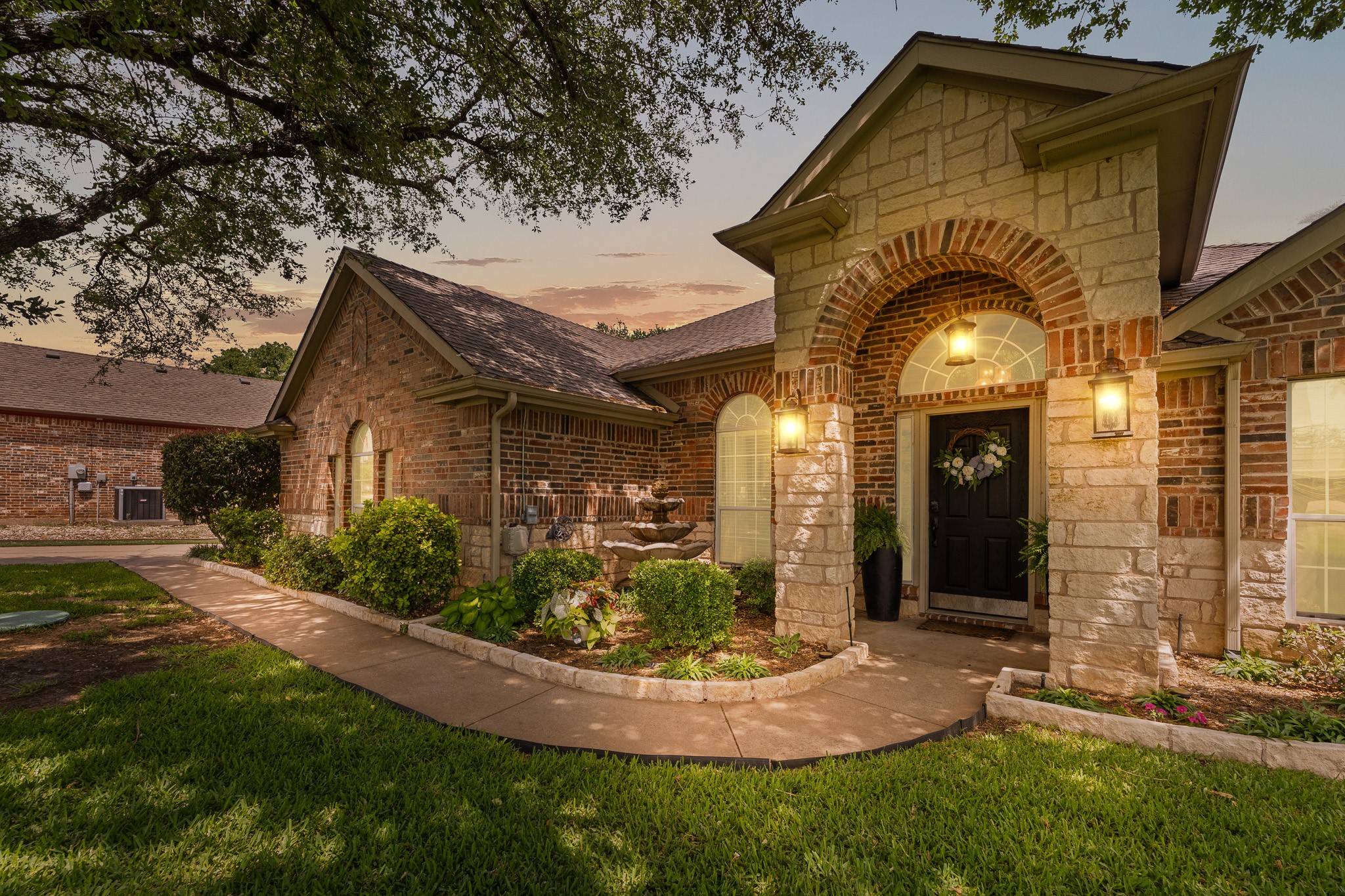3211 Golden Oaks Circle Granbury TX 76049