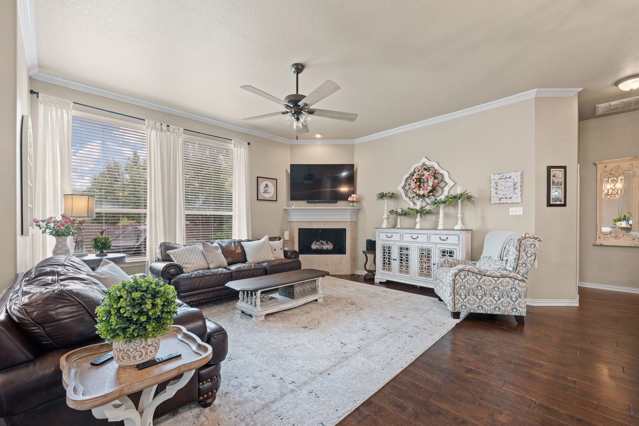 3211 Golden Oaks Circle Granbury TX 76049
