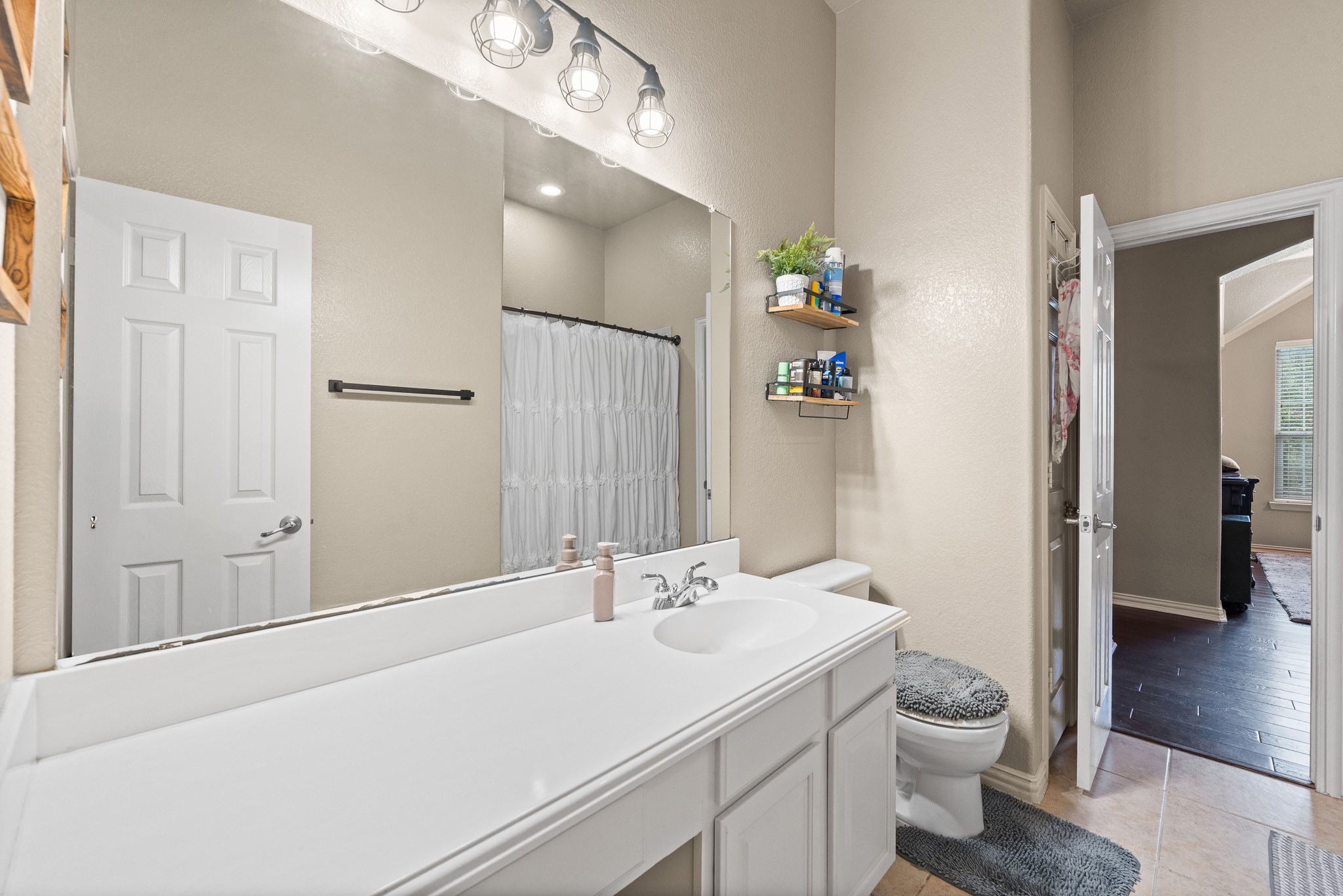 3211 Golden Oaks Circle Granbury TX 76049