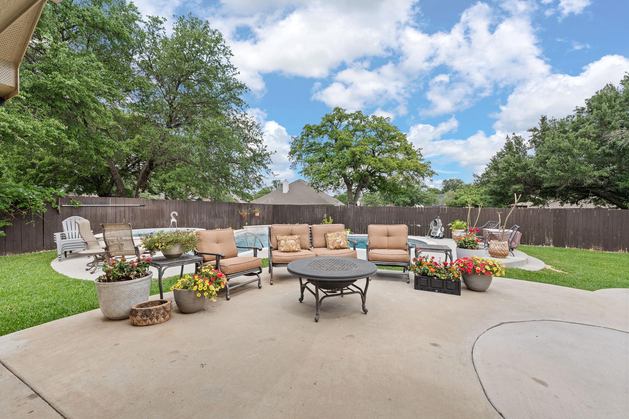 3211 Golden Oaks Circle Granbury TX 76049