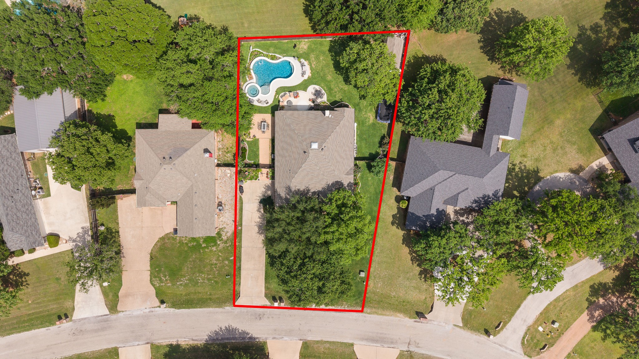 3211 Golden Oaks Circle Granbury TX 76049