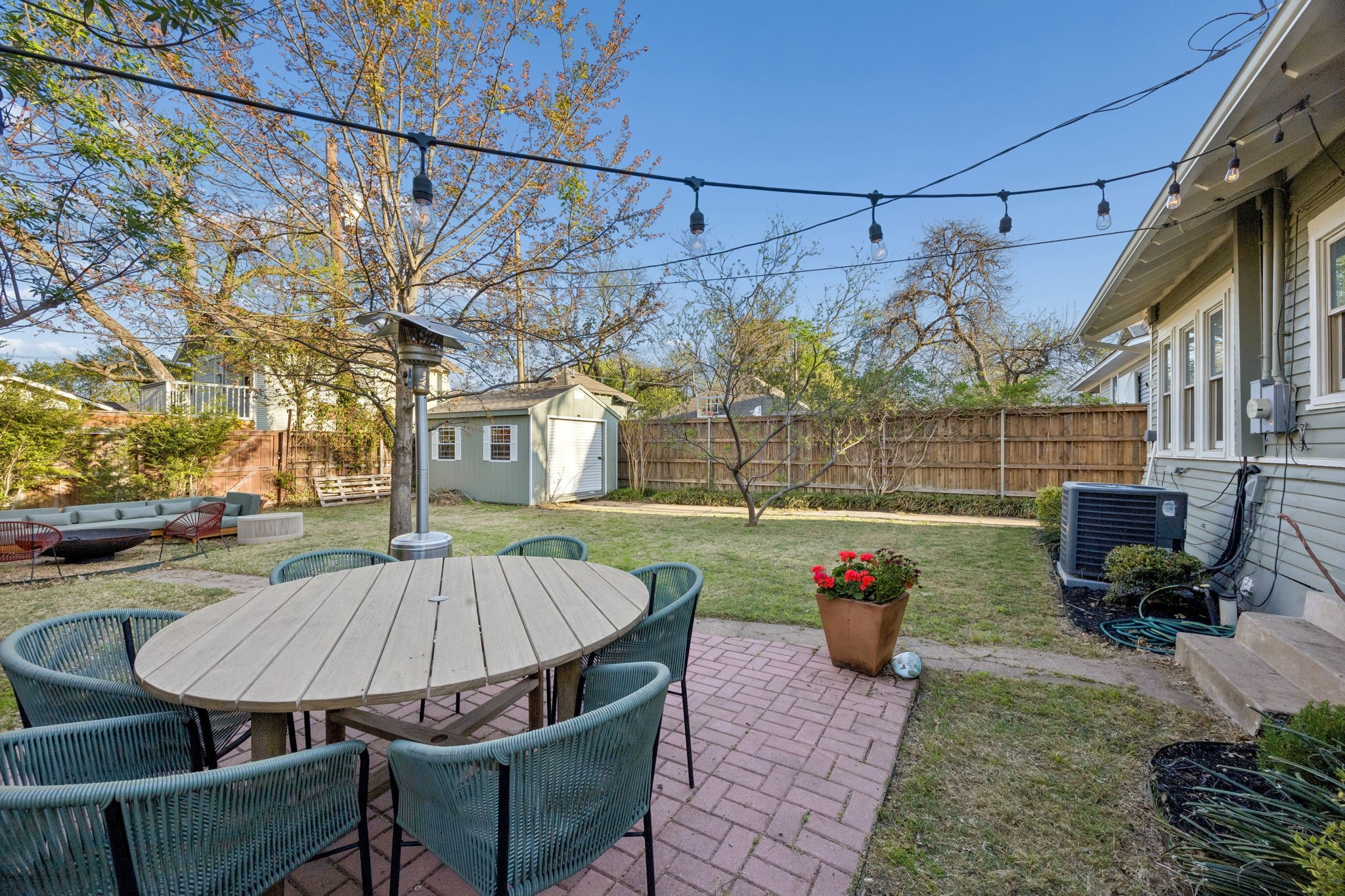 310 N Montclair Avenue Dallas TX 75208