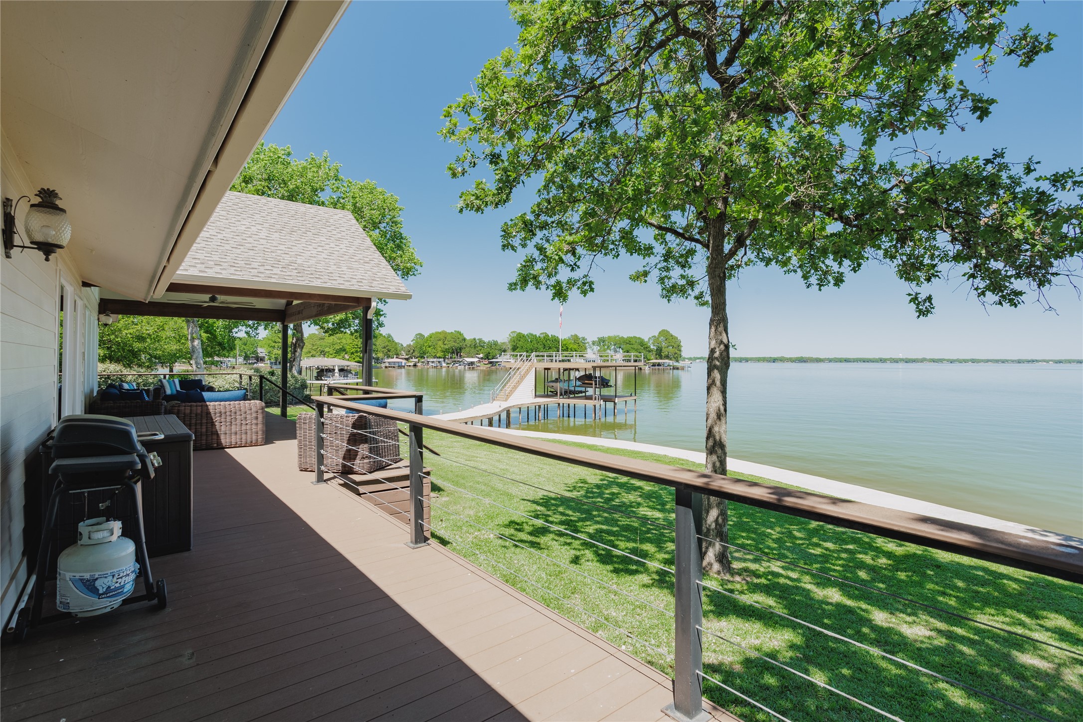 1716 Luau Court Tool TX 75143