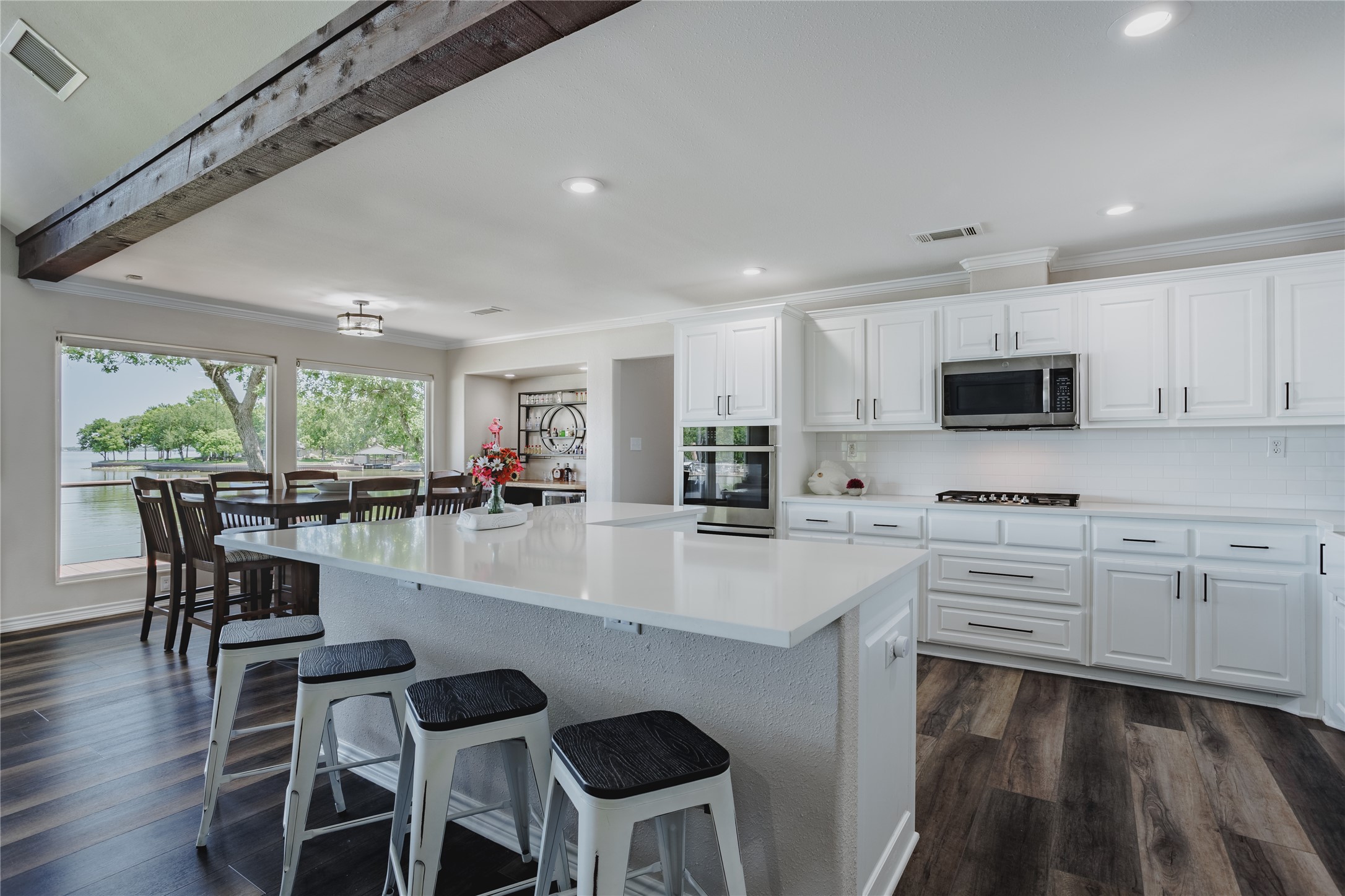 1716 Luau Court Tool TX 75143