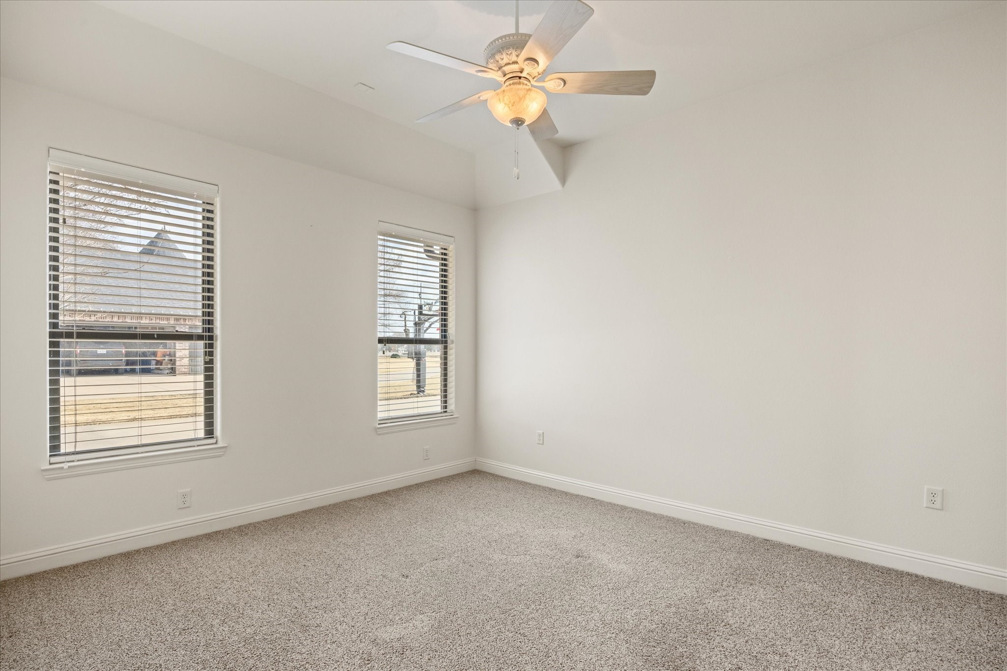 1204 E Scandinavian Court Granbury TX 76048