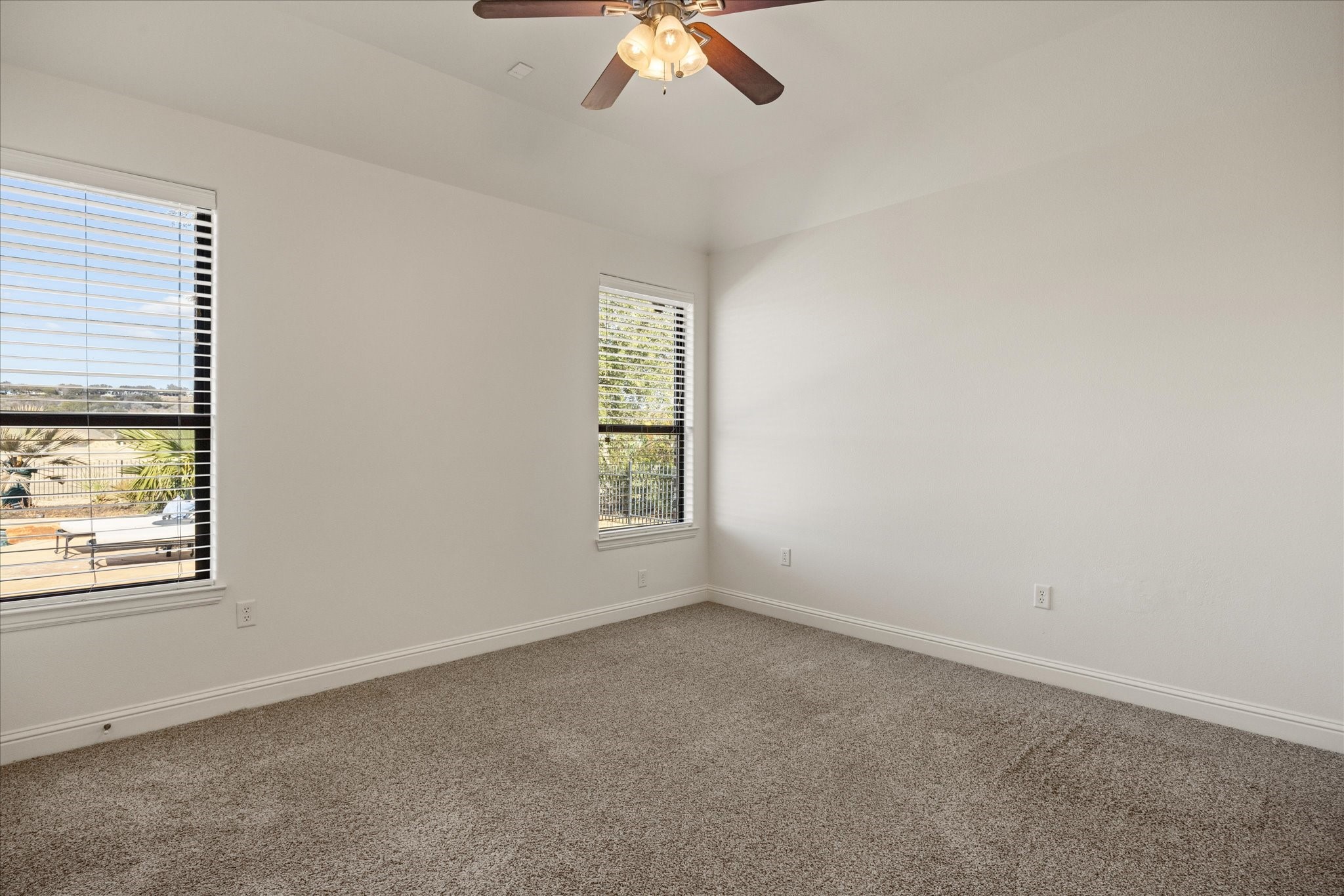 1204 E Scandinavian Court Granbury TX 76048