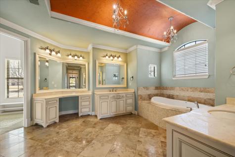 1204 E Scandinavian Court Granbury TX 76048