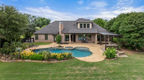 1204 E Scandinavian Court Granbury TX 76048