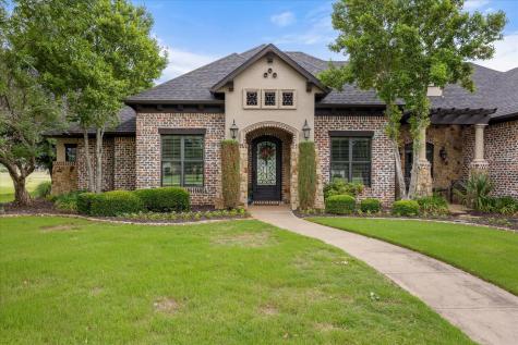 1204 E Scandinavian Court Granbury TX 76048