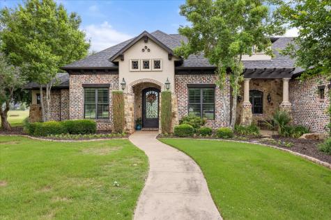 1204 E Scandinavian Court Granbury TX 76048