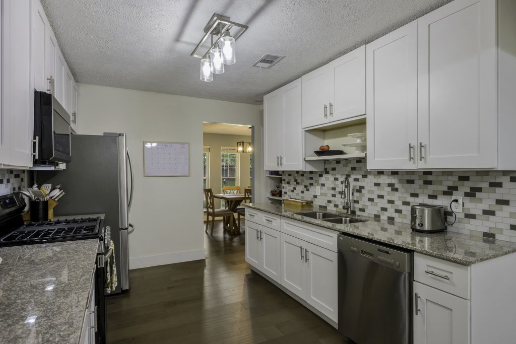 2804 Knollwood Drive Plano TX 75075