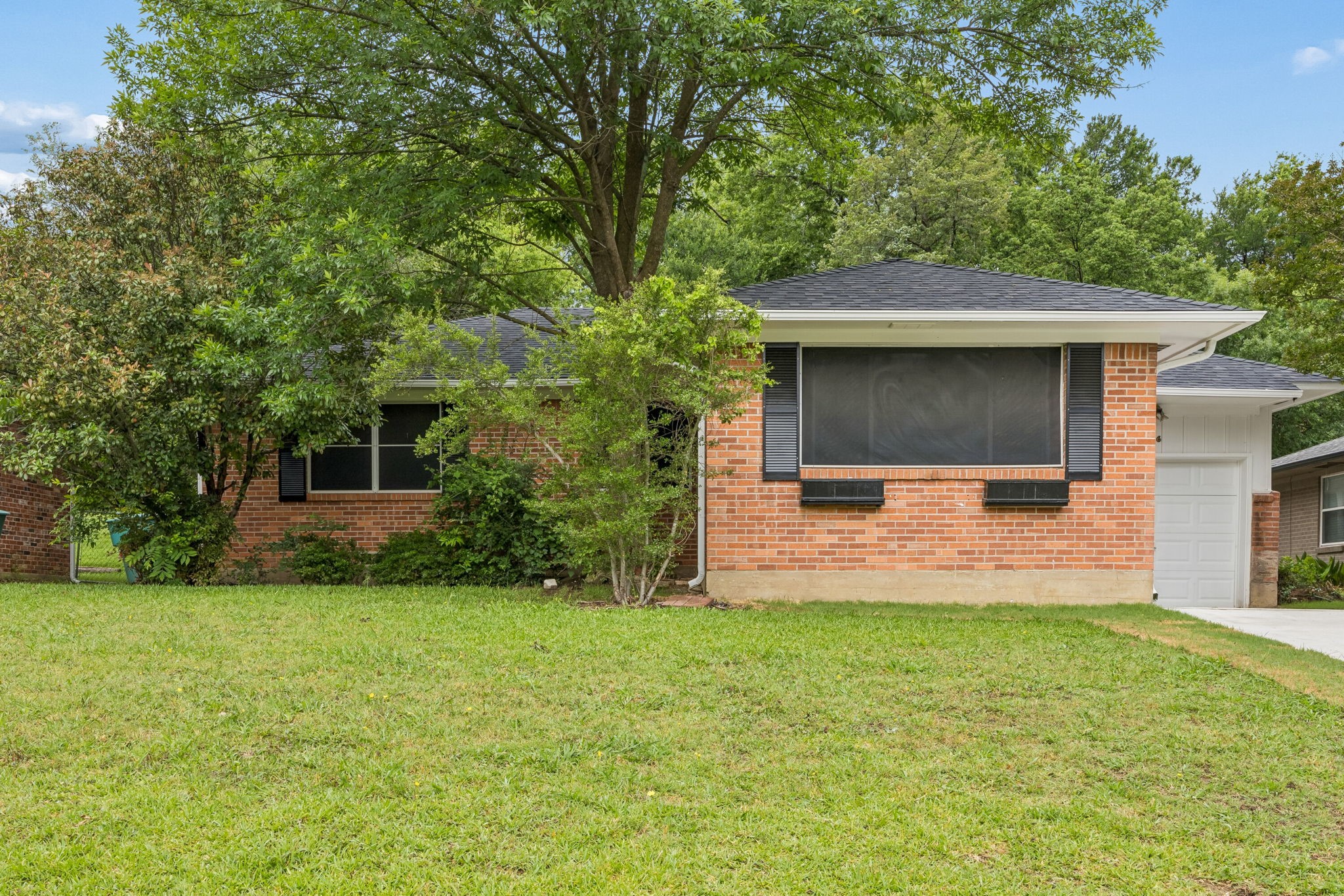 636 Kessler Boulevard Sherman TX 75092