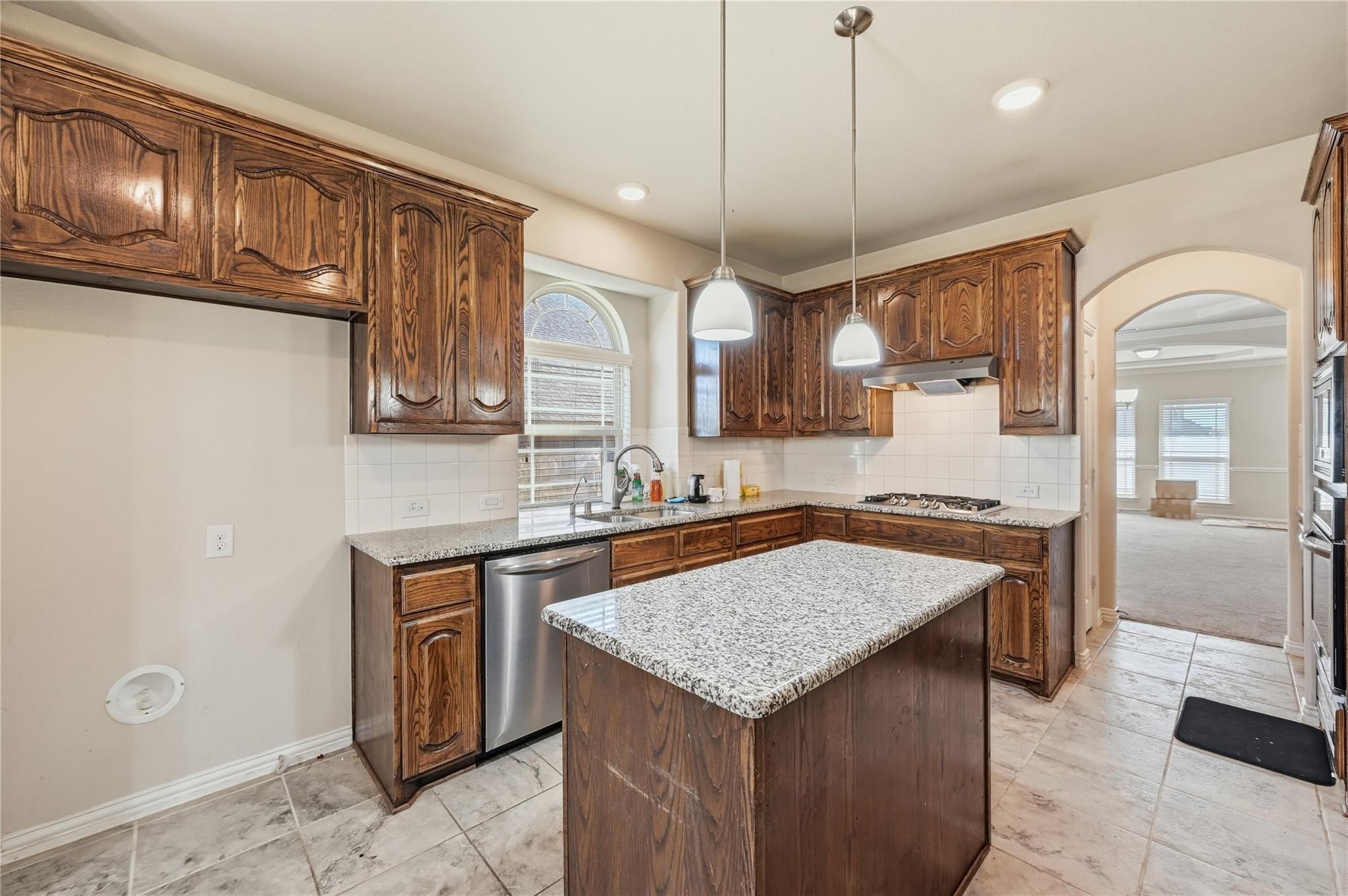 912 Foxtail Drive Mansfield TX 76063