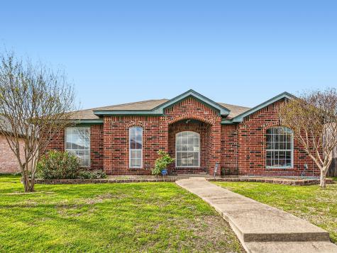 2817 Hidden Springs Drive Mesquite TX 75181