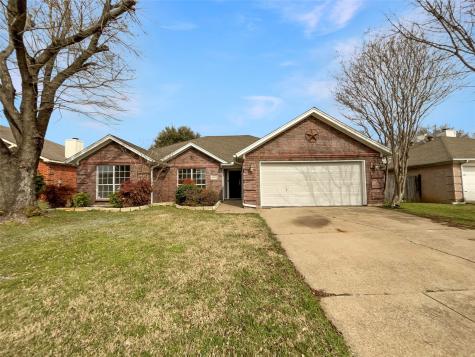 2805 Monthaven Drive Arlington TX 76001