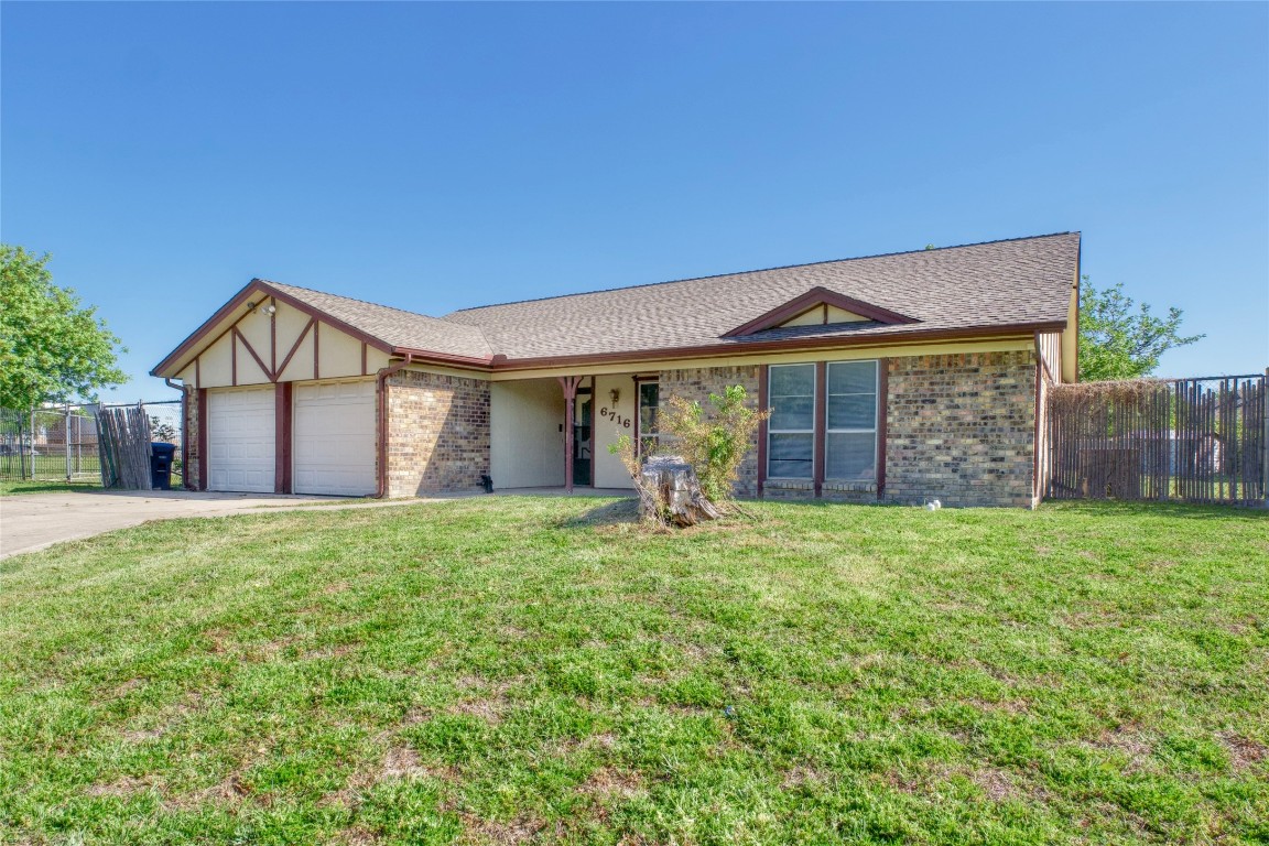 6716 Spoonwood Lane Fort Worth TX 76137