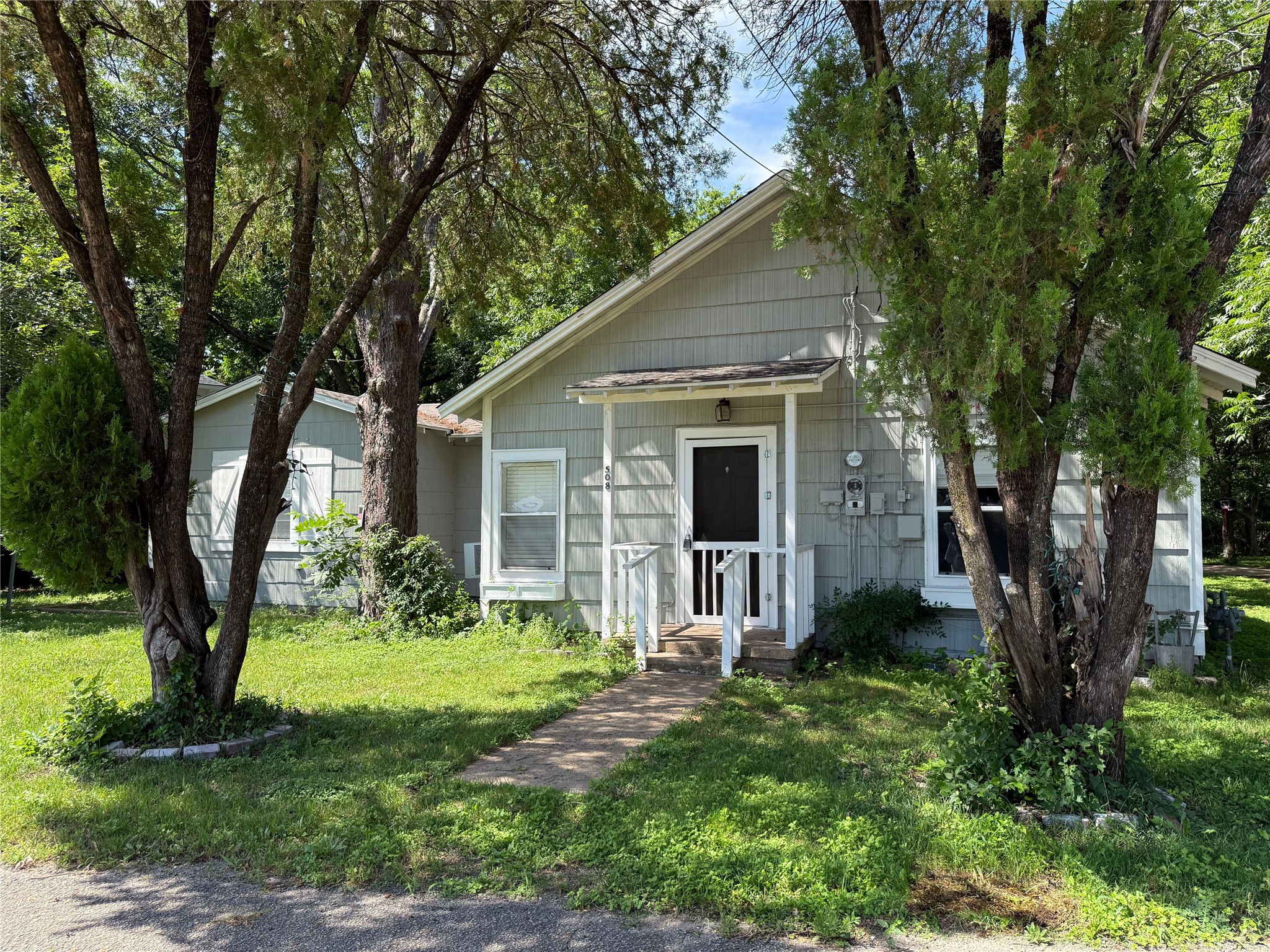 508 E Parks Avenue Waxahachie TX 75165