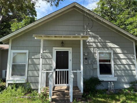 508 E Parks Avenue Waxahachie TX 75165