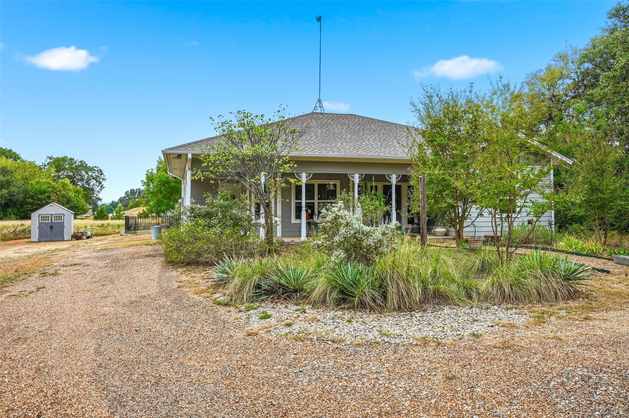 2960 Flat Rock Road Azle TX 76020